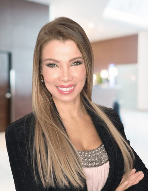 Karla Gil Experta en Micropigmentación y Microblading